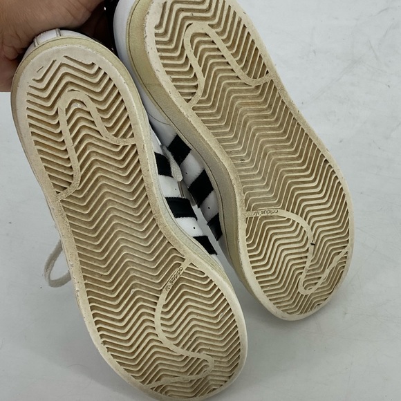 8.5 ADIDAS SUPERSTAR SHOES LEATHER WHITE SNEAKERS adult trainers 3 stripe - Picture 2 of 12